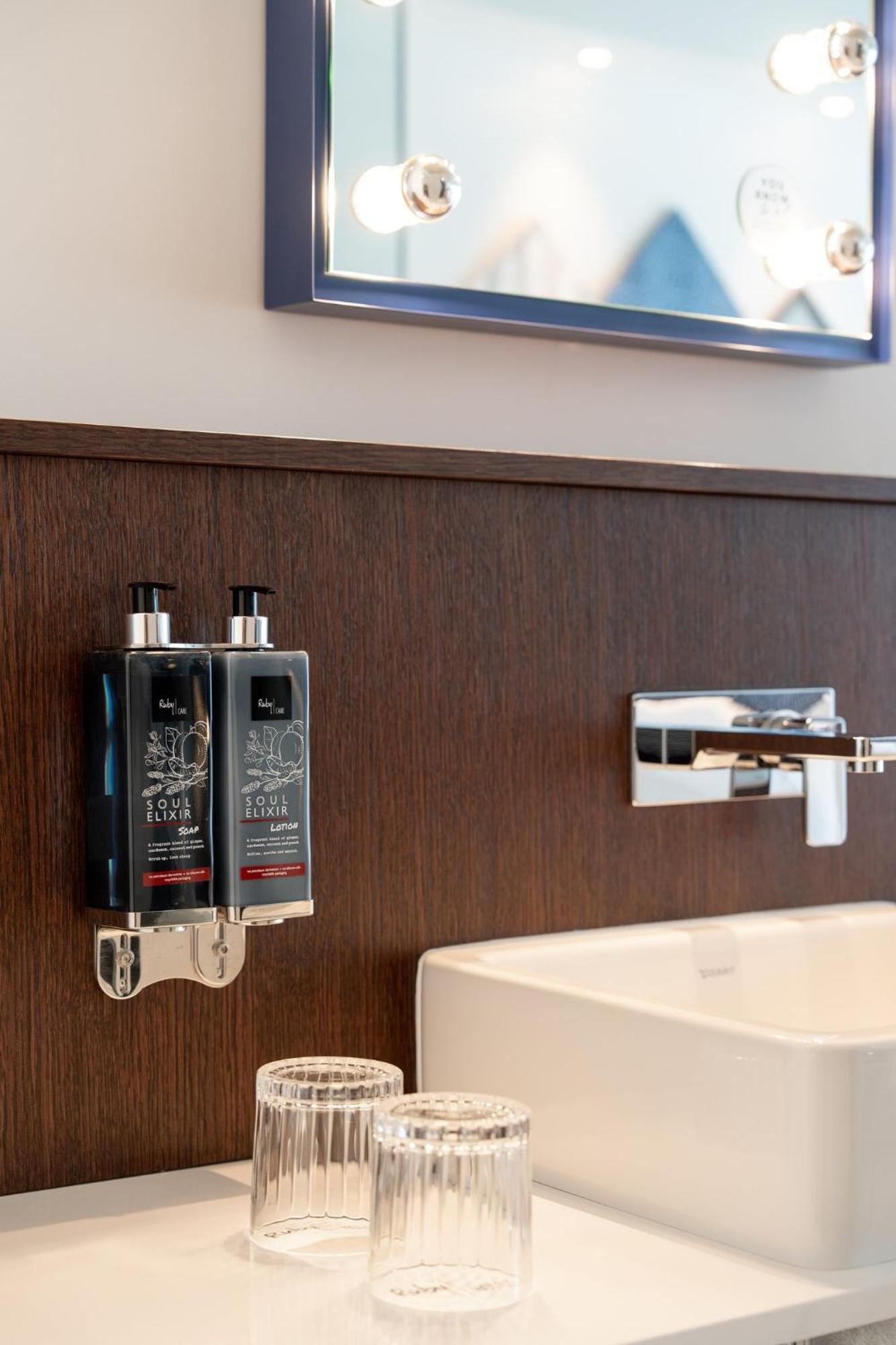 Ruby Zoe Hotel לונדון מראה חיצוני תמונה