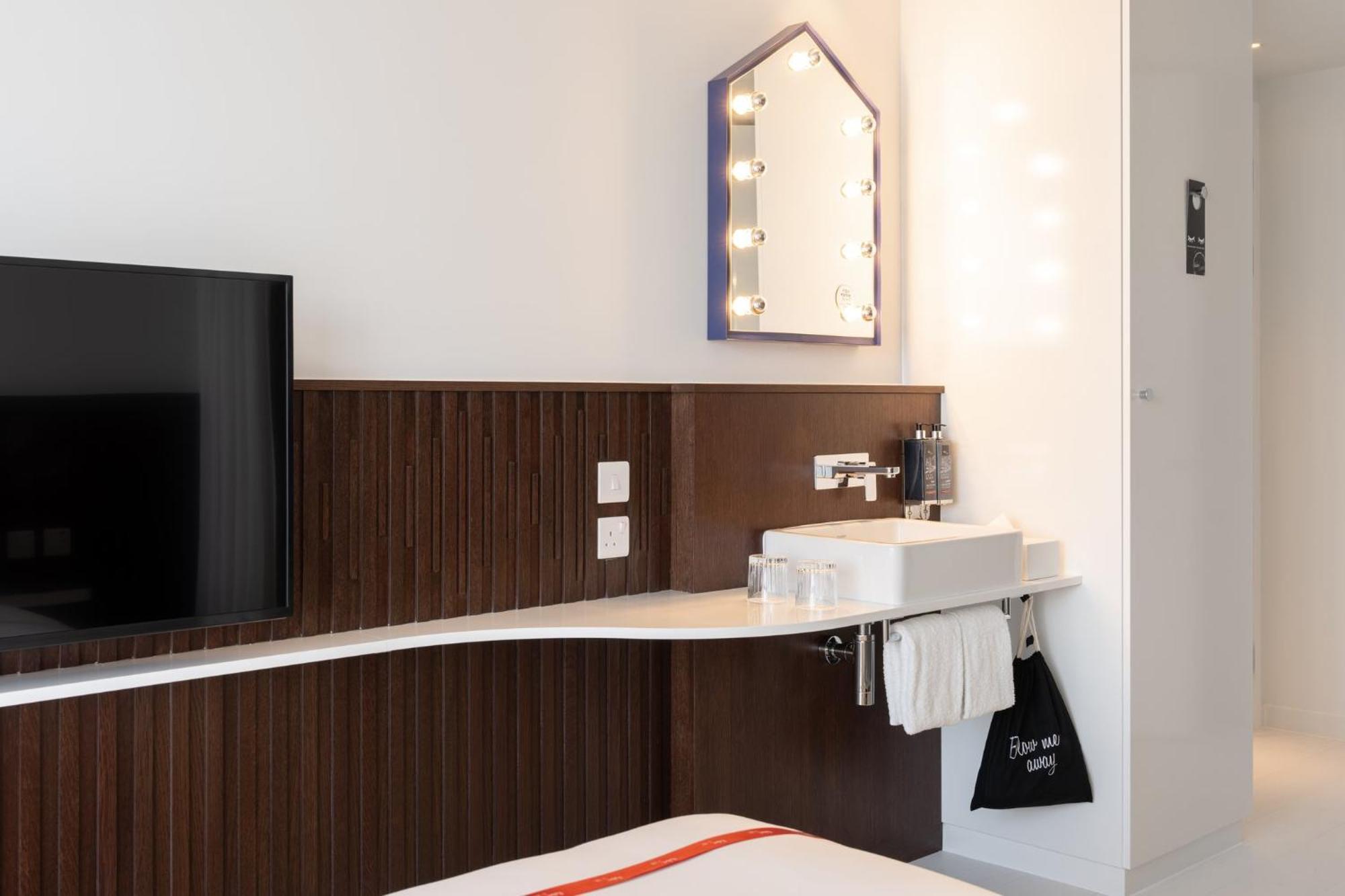 Ruby Zoe Hotel לונדון מראה חיצוני תמונה
